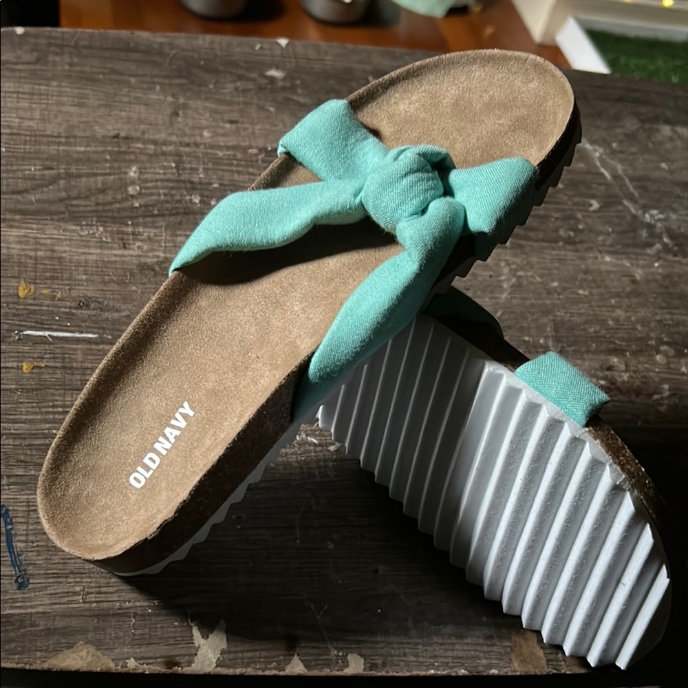 Old Navy Green and Brown Sandals with Comfort Design